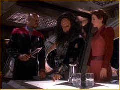 Martok avec Sisko et Kira Nerys
