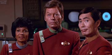 Uhura, McCoy et Sulu dans Star Trek II - La colère de Khan