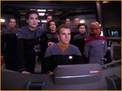 Jadzia Dax aux commandes de l'USS Defiant